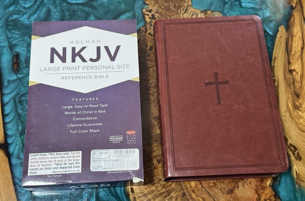 NKJV, Reference Bible, Personal Size Giant Print, Imitation Leather, Brown, Red